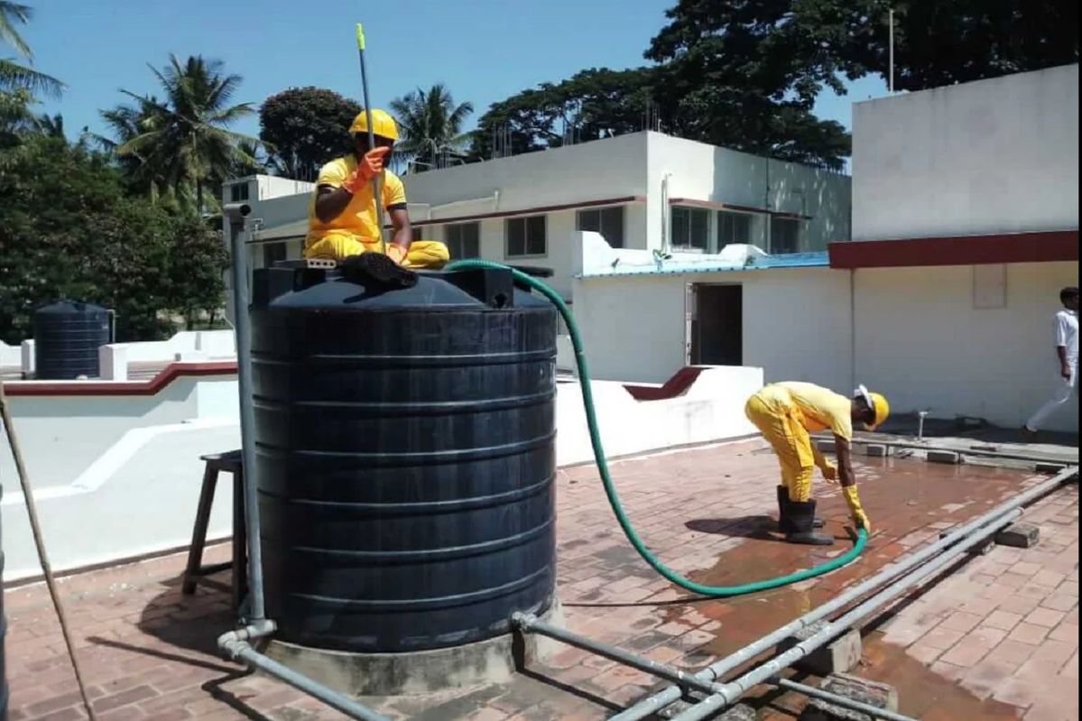 شركة تنظيف خزانات دبي